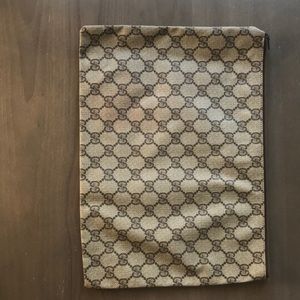 Gucci make up bag